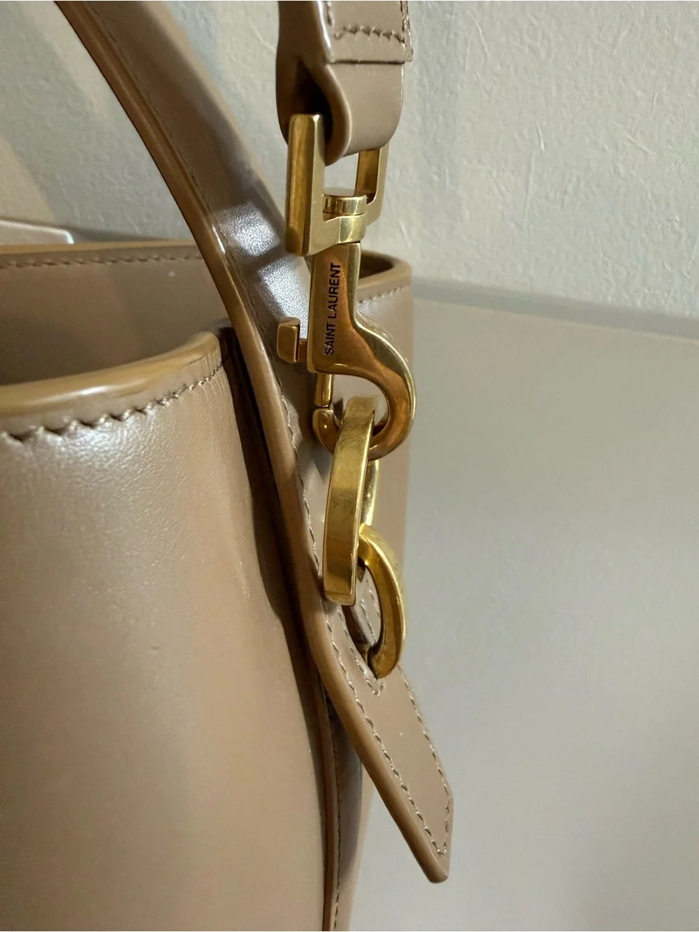 Saint Laurent Le 37 Bucket Bag